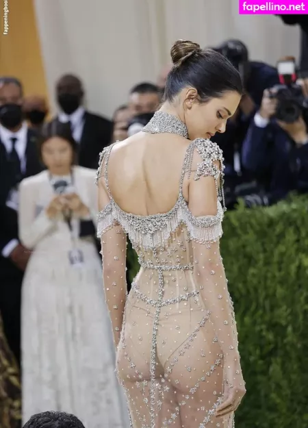 Kendall Jenner OnlyFans Thumbnail #BSxWBMKY0y