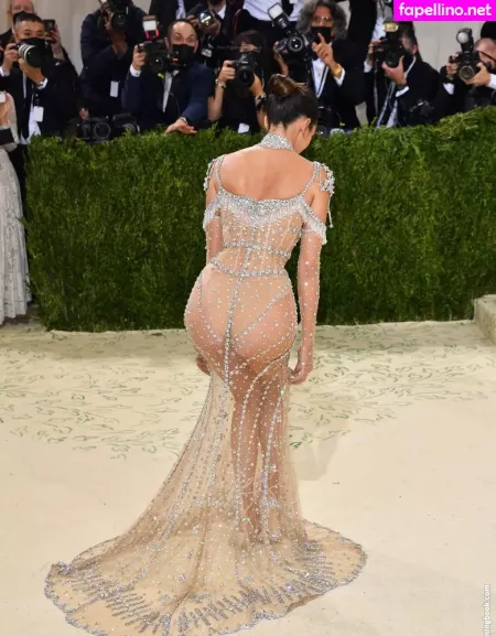 Kendall Jenner OnlyFans Thumbnail #r3C3Pri9jA