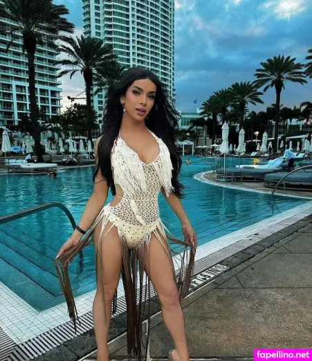 Kendall Raindrop OnlyFans Thumbnail #fLDcEHIpS0