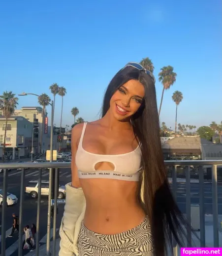 Kendall Raindrop OnlyFans Thumbnail #rx9HkQxHyE