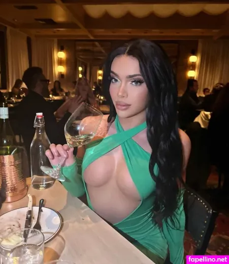 Kendall Raindrop OnlyFans Thumbnail #wYAg9V9oTC