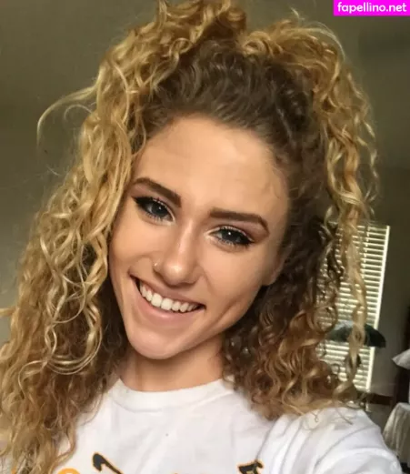 Kendall Ripetta OnlyFans Thumbnail #Yd7oC4YNHf