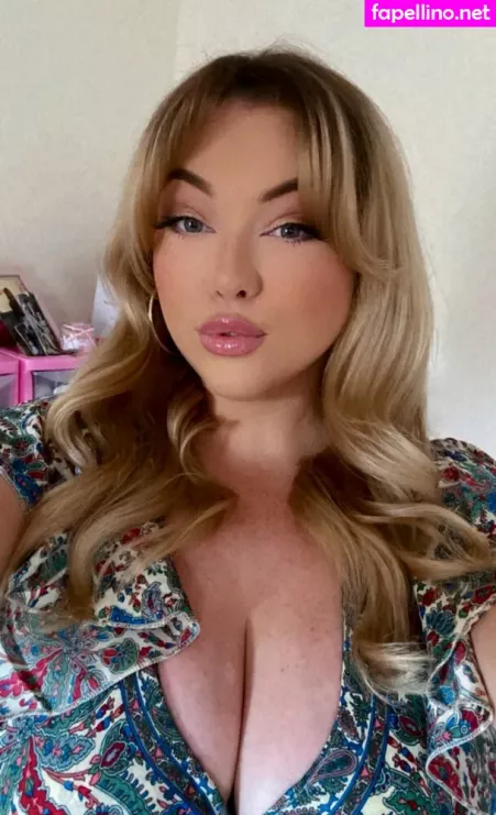 Kendall Rowan OnlyFans Thumbnail #5PndYC1upB