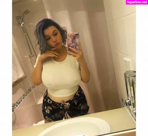 Kendall Rowan OnlyFans Thumbnail #JEzjzjqTZN