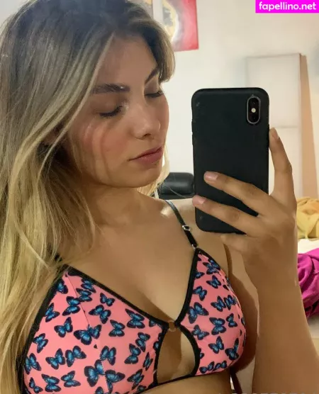 Kendallbelmont OnlyFans Thumbnail #9KwFvFLeBs