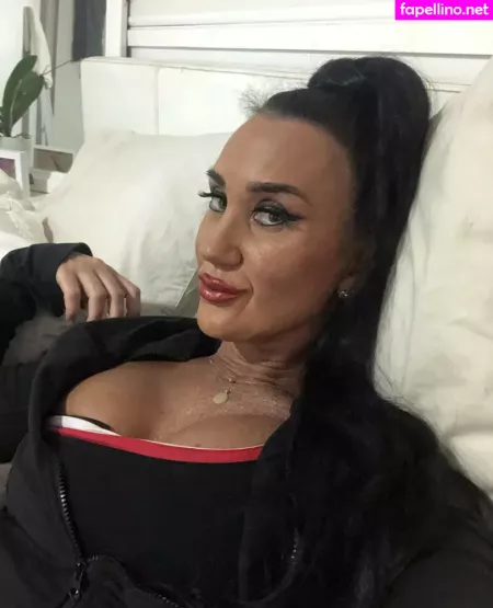 Kendra Banks OnlyFans Thumbnail #QrVrj36294