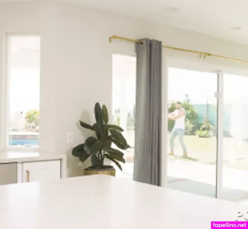 Kendra Cole OnlyFans Thumbnail #Hu7jZdJDe6