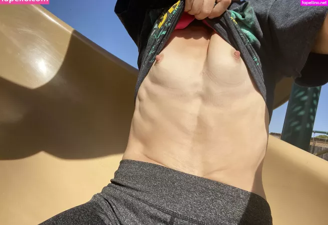 Kendra Heaux OnlyFans Thumbnail #16x823T7oC