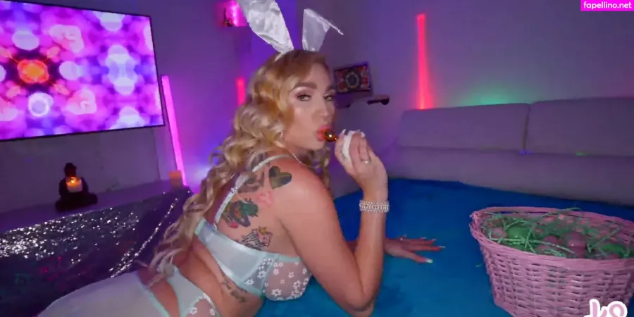 Kendra Sunderland OnlyFans Thumbnail #0M98ZfSWF4