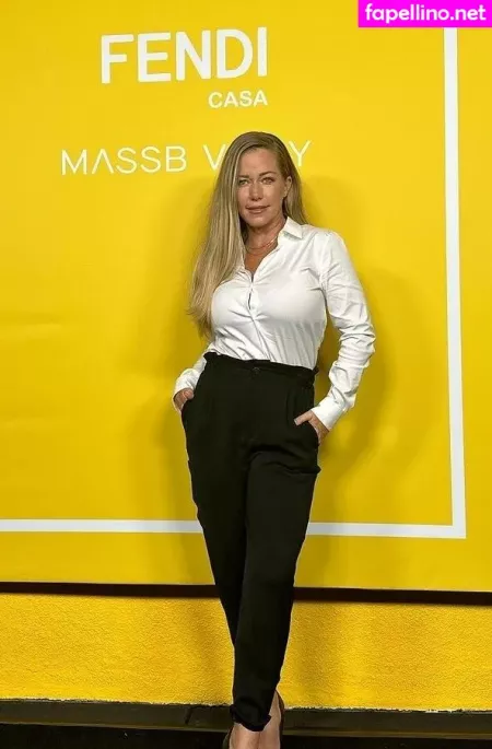 Kendra Wilkinson OnlyFans Thumbnail #GEGoVHECkZ