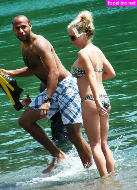 Kendra Wilkinson OnlyFans Thumbnail #bJd0GatGq3