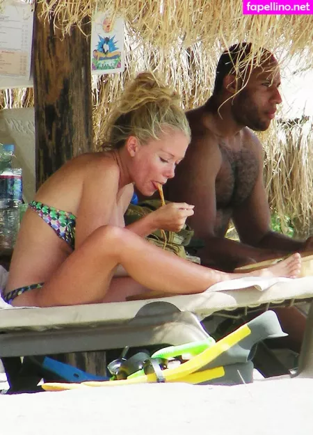 Kendra Wilkinson OnlyFans Thumbnail #eR870Ge5QL