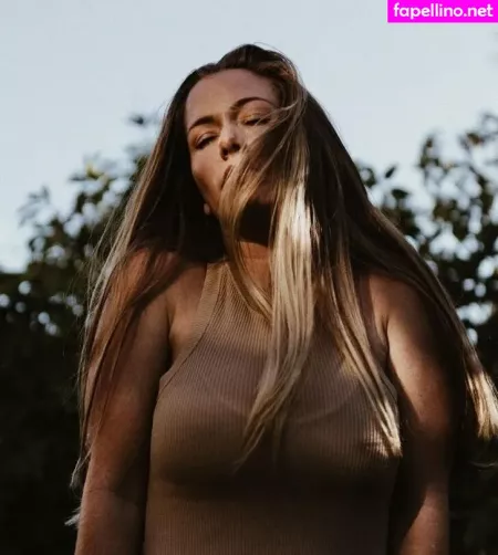 Kendra Wilkinson OnlyFans Thumbnail #lhuM7H2oIc