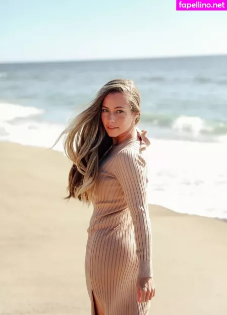 Kendra Wilkinson OnlyFans Thumbnail #vsOaJ3ZWwW