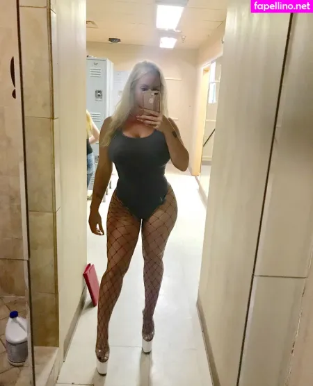 Kendrakashmire4free OnlyFans Thumbnail #vwxzhionzN