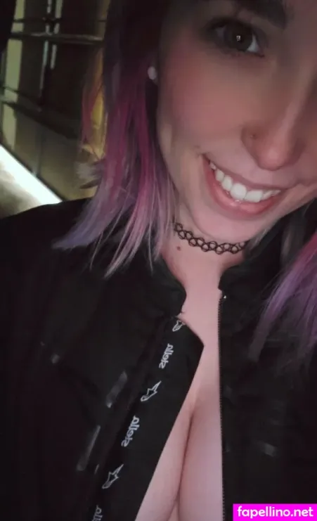 Kenedxx 1 OnlyFans Thumbnail #CCPa5ND6Tx