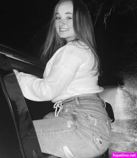 Kennedy Carter OnlyFans Thumbnail #20VhQuLaZ4