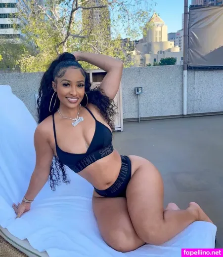 Kennedy Cymone OnlyFans Thumbnail #drVD3obzbU