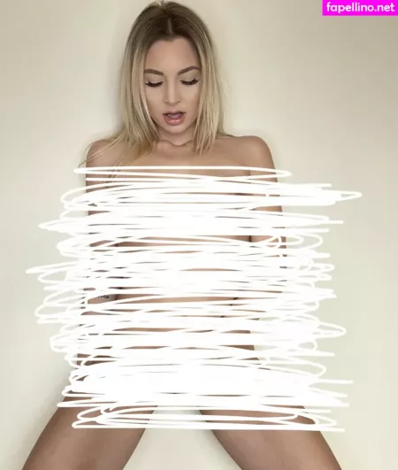 Kennieleighh OnlyFans Thumbnail #Z24wbWhsfG