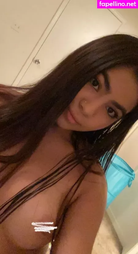 Kenniwennii OnlyFans Thumbnail #JRwhl9eUvE