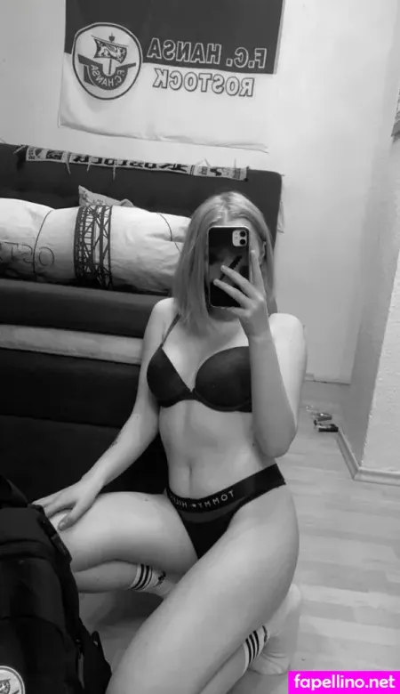 Kennt Die Wer OnlyFans Thumbnail #LJ6iCSxnX5