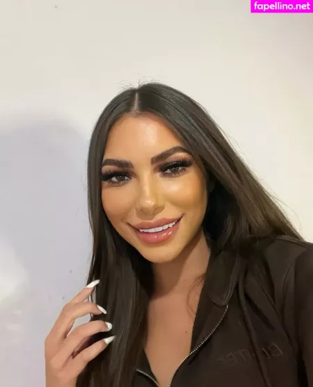 Kenza01 OnlyFans Thumbnail #iG4Aadv8oU