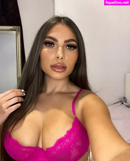 Kenza01 OnlyFans Thumbnail #vhbhhV8MrH