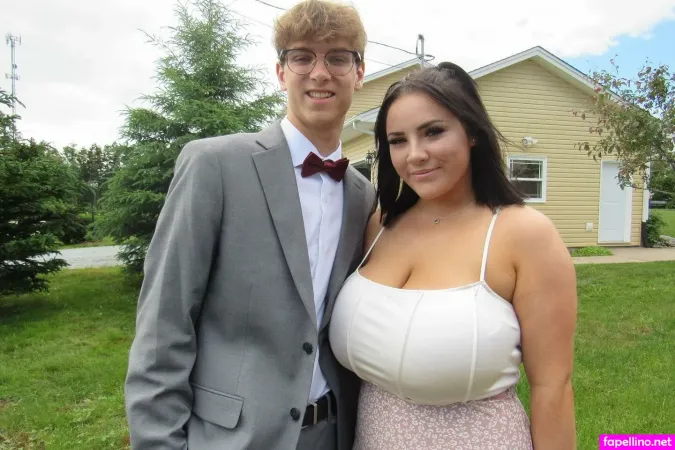 Kenzie A OnlyFans Thumbnail #T46DjatgJG