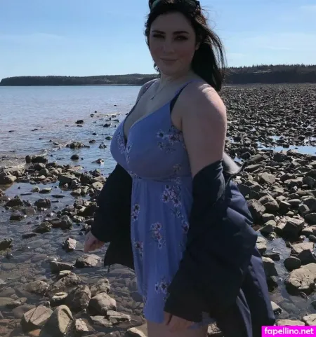 Kenzie A OnlyFans Thumbnail #X5qVhi9LNM