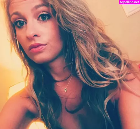 Kenzie Colvard OnlyFans Thumbnail #F66WZAxxEb