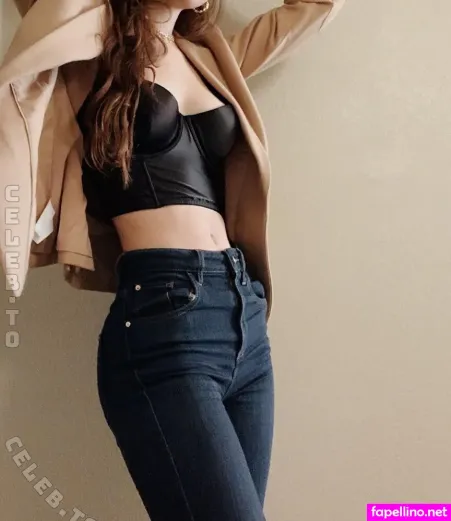 Kenzie Kay OnlyFans Thumbnail #D2LROaGlVT
