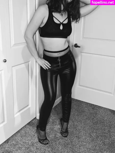 Kenziemonroe OnlyFans Thumbnail #U4gchq8qWR