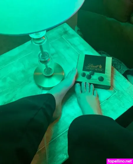 Kenziessmallfeet OnlyFans Thumbnail #Iddsfkw26E