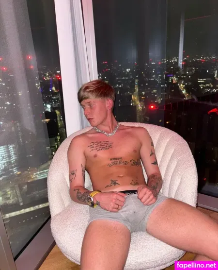 Kenzleexx OnlyFans Thumbnail #J5hQ86f5sP