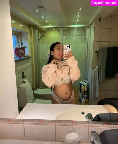 Keraiink OnlyFans Thumbnail #Ydd3x1HdE2