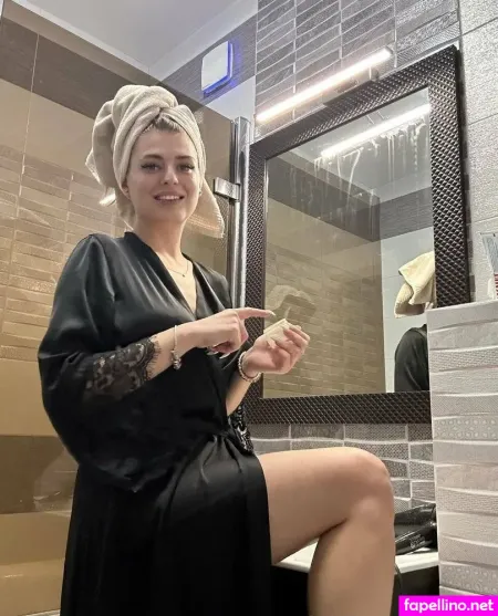 Keri Ri OnlyFans Thumbnail #ZULDg3bdqb