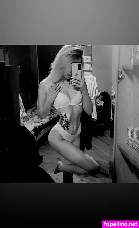 Kerri11ker OnlyFans Thumbnail #R7X8W2V4RJ