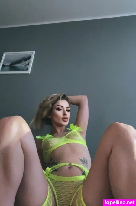 Kerri11ker OnlyFans Thumbnail #kTy2nh51zD
