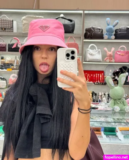 Kerrimeow 1 OnlyFans Thumbnail #Jhmxod2EPa