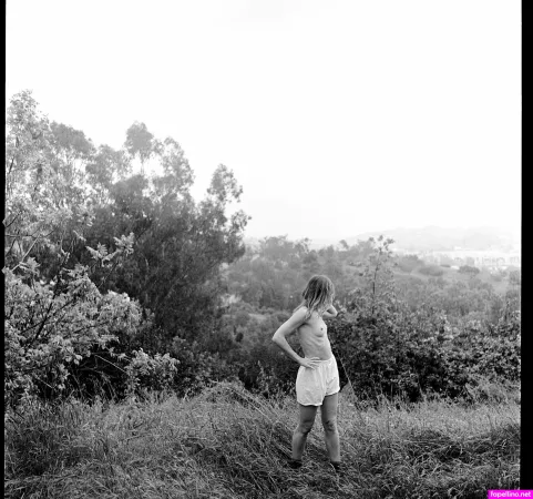 Kerry Bishe OnlyFans Thumbnail #3AW68EVuHo