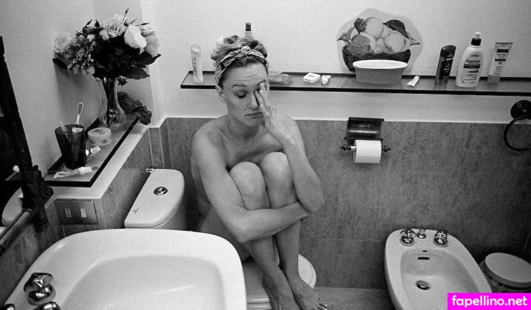 Kerry Bishe OnlyFans Thumbnail #KaABfZhNQI