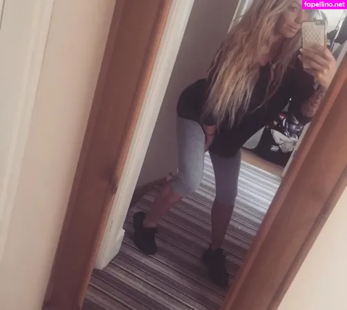 Kerrylouise Xxx OnlyFans Thumbnail #0qUdG7wurO