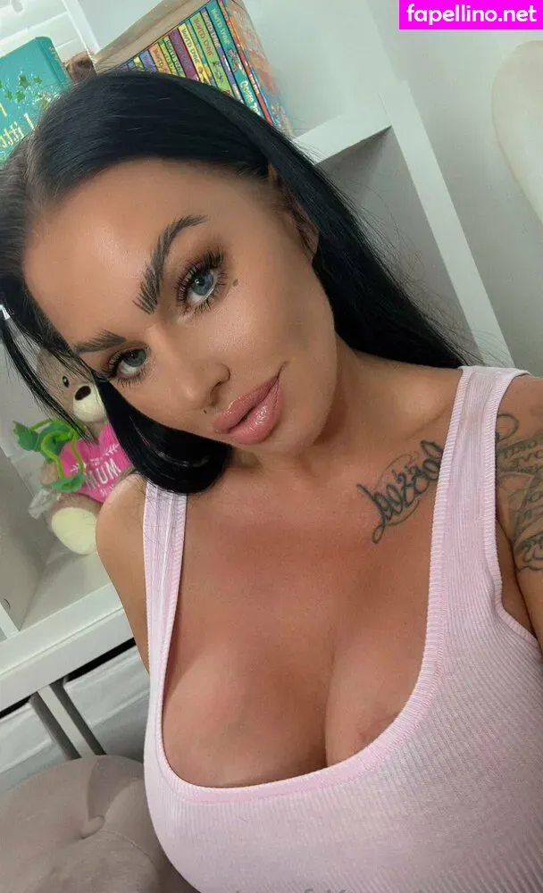 kerrylouise_xxx Nude Leaked OnlyFans Photo #HVB1vzv9Kl