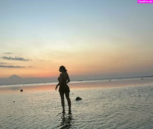 Kerrylouise Xxx OnlyFans Thumbnail #HhOlXHvvJ7