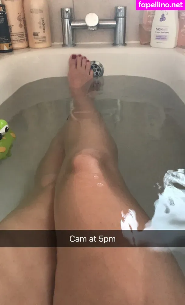 kerrylouise_xxx Nude Leaked OnlyFans Photo #JkLVXPOLNx