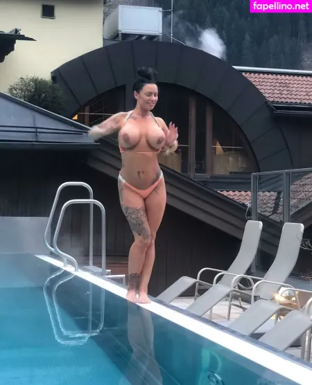 Kerrylouise Xxx OnlyFans Thumbnail #THvkD3c5or