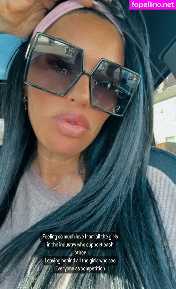 kerrylouise_xxx Nude Leaked OnlyFans Photo #ZsRaVlMGAf