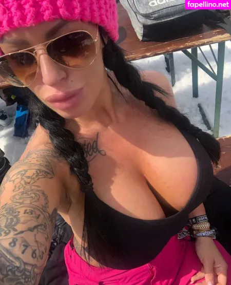 Kerrylouise Xxx OnlyFans Thumbnail #oo8T6lyb7n