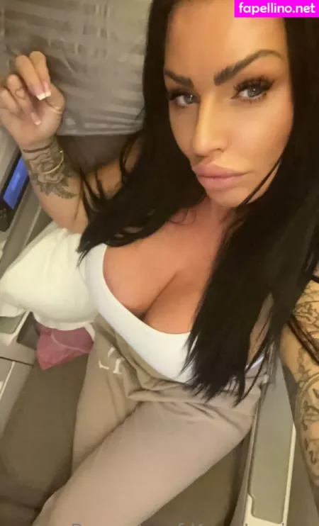 Kerrylouise Xxx OnlyFans Thumbnail #vnhMGCeA2z