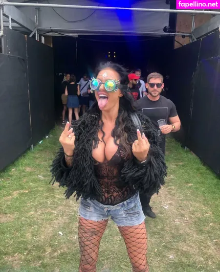 Kerrylouise Xxx OnlyFans Thumbnail #wPej3VFQf5